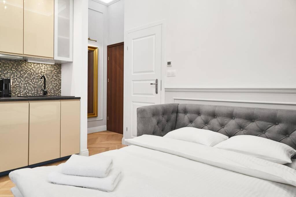 Househost I: Studencka Street Leilighet