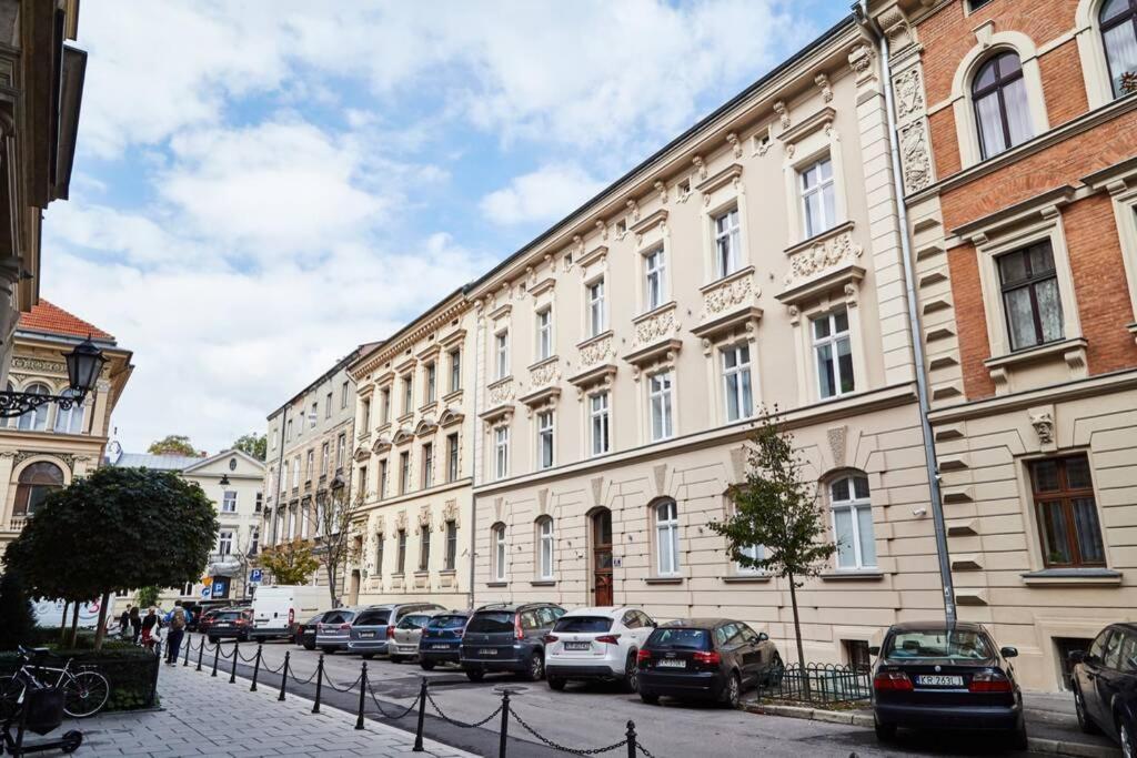 Househost I: Studencka Street Apartment *